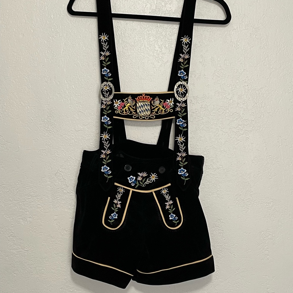 Lederhosen costume